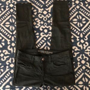 American Eagle Dark Olive Jeggings. Comfy👖🌸